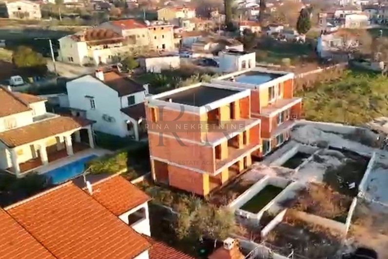 Haus Zu verkaufen - ISTARSKA POREČ