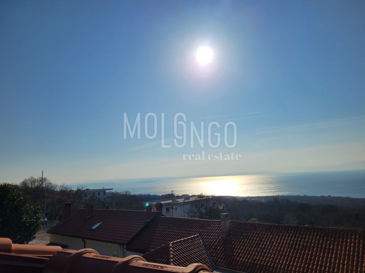 Hiša Na predaj - PRIMORSKO-GORANSKA KOSTRENA