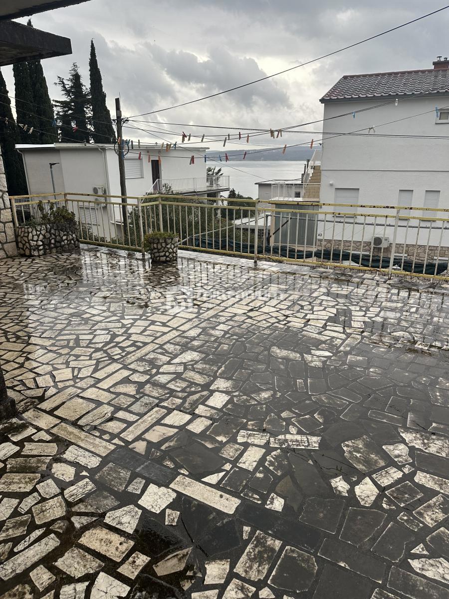 Stan Na prodaju - PRIMORSKO-GORANSKA CRIKVENICA