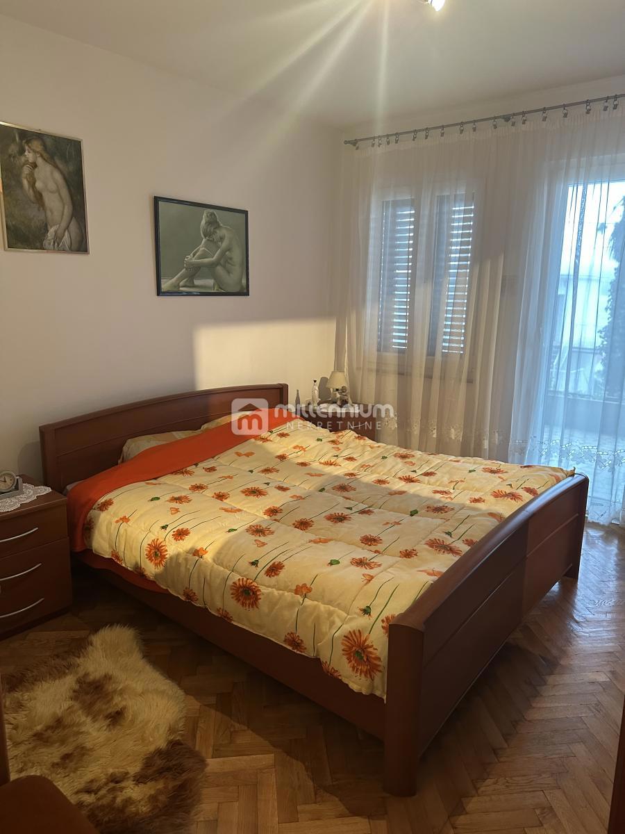 Stan Na prodaju - PRIMORSKO-GORANSKA CRIKVENICA