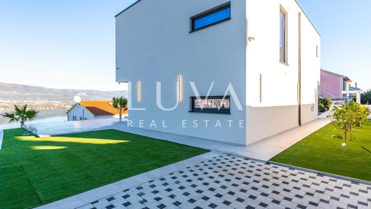 Haus Zu verkaufen - SPLITSKO-DALMATINSKA TROGIR