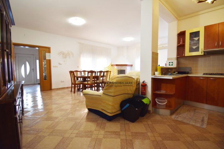 Appartement À louer - Grad Zagreb Zagreb - foto 2/16