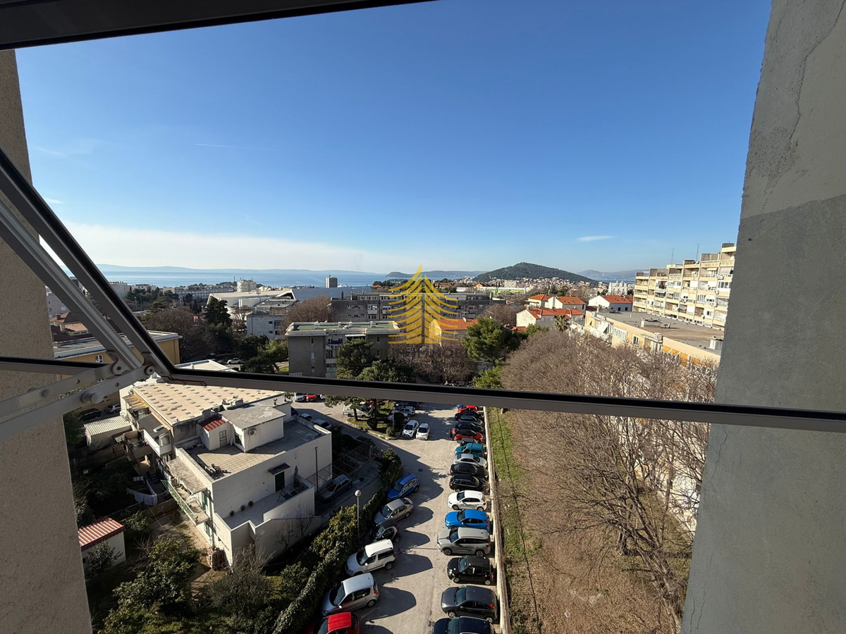 Appartamento In vendita - SPLITSKO-DALMATINSKA SPLIT