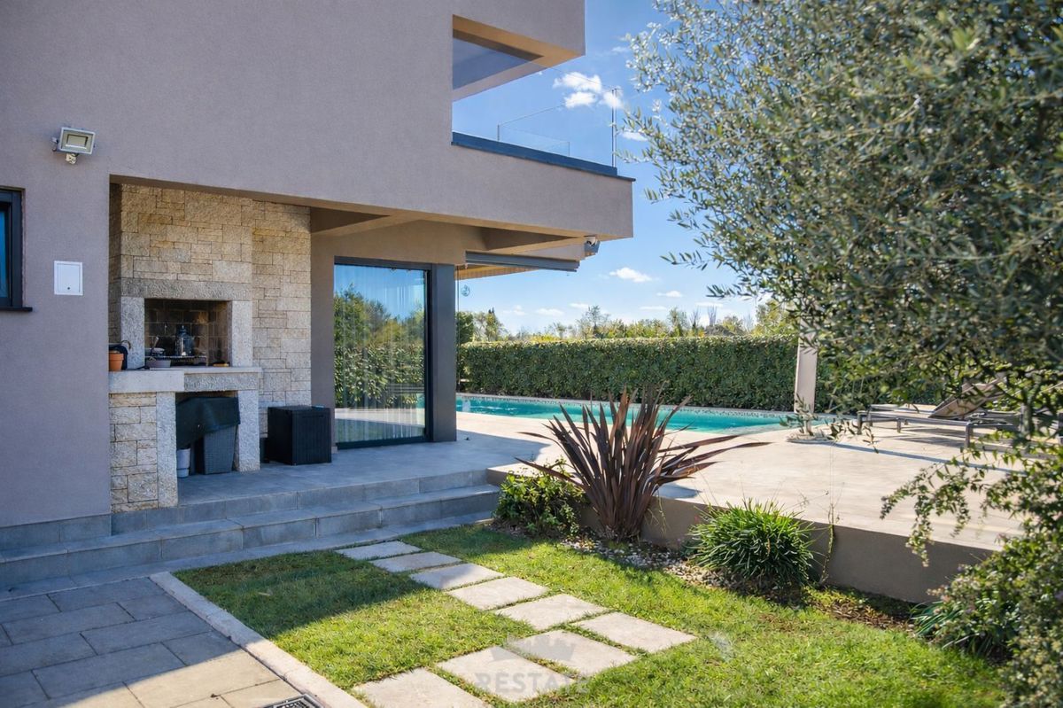 House For sale - Istarska Poreč - foto 1/32
