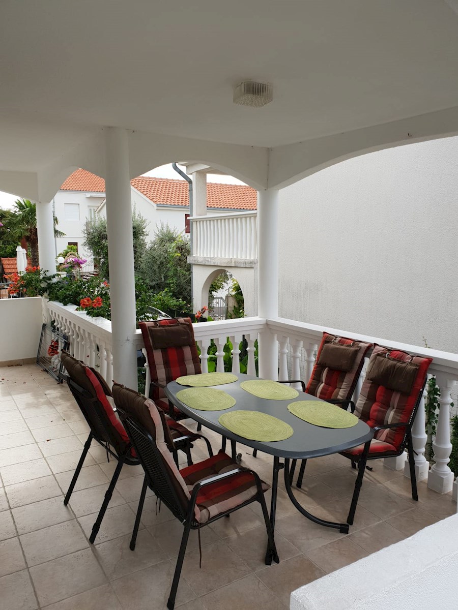 Casa In vendita - šibensko-kninska Rogoznica - foto 4/8