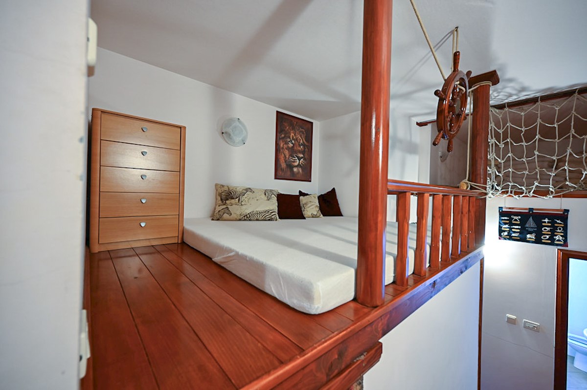 Flat For sale - ISTARSKA NOVIGRAD