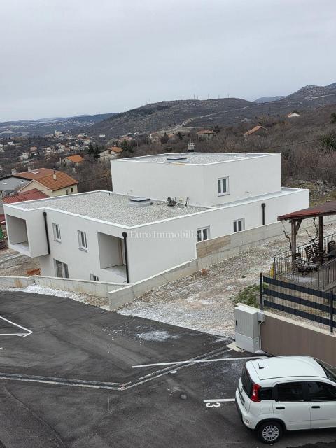 Flat For sale - PRIMORSKO-GORANSKA BAKAR
