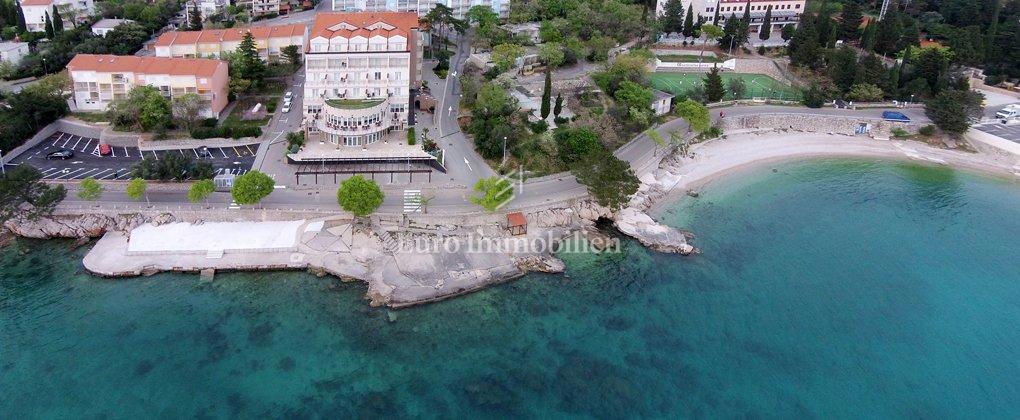 Poslovni prostor Na prodaju - PRIMORSKO-GORANSKA CRIKVENICA