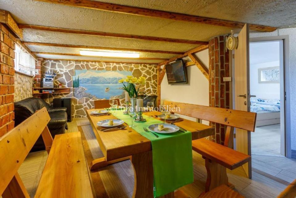 Hiša Na predaj - PRIMORSKO-GORANSKA VINODOLSKA OPĆINA
