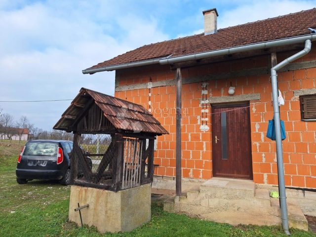 Maison À vendre TOPUSKO