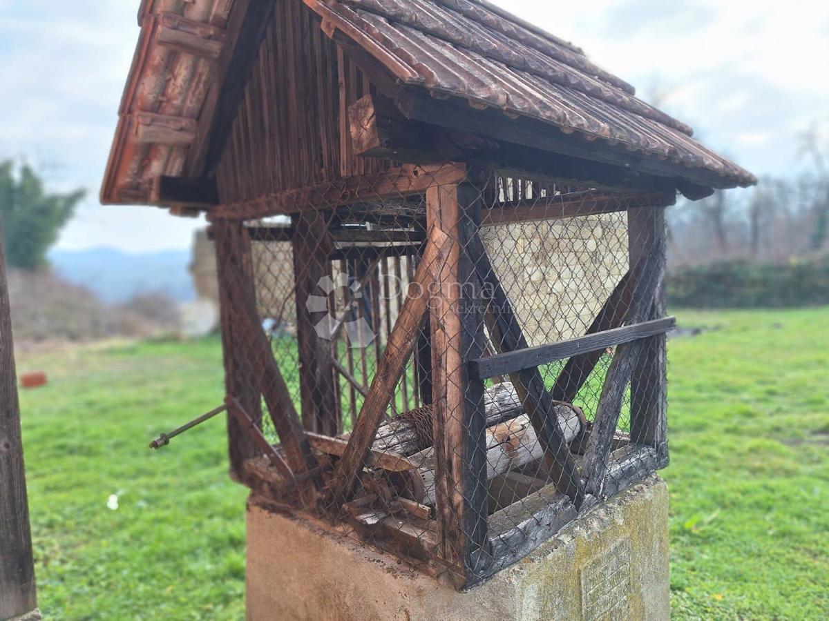 Maison À vendre - SISAČKO-MOSLAVAČKA TOPUSKO