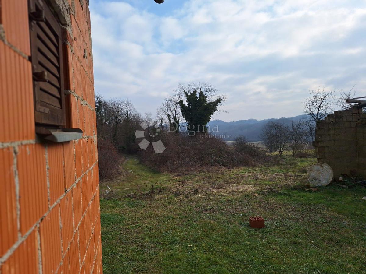 Maison À vendre - SISAČKO-MOSLAVAČKA TOPUSKO