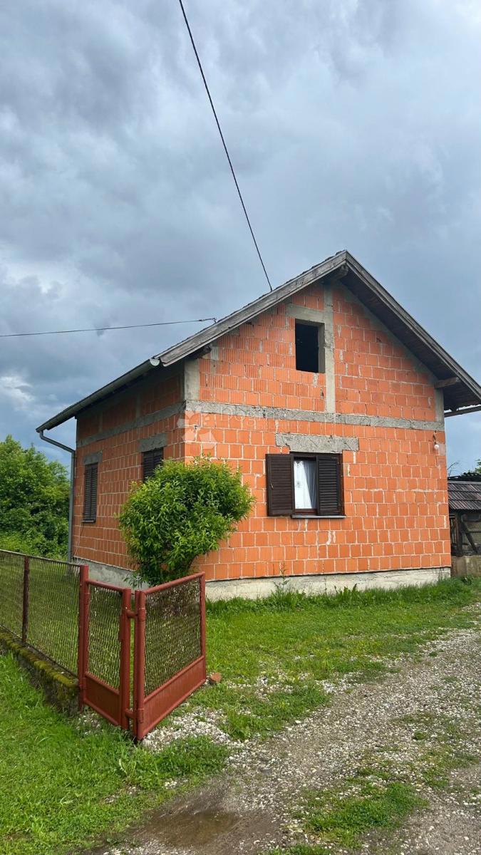 Maison À vendre - SISAČKO-MOSLAVAČKA TOPUSKO
