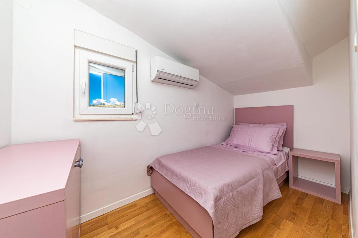 Flat For sale - SPLITSKO-DALMATINSKA SPLIT