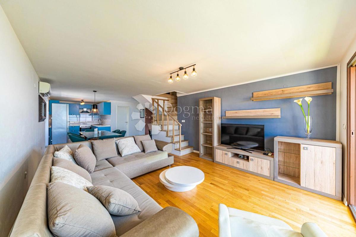 Flat For sale - SPLITSKO-DALMATINSKA SPLIT