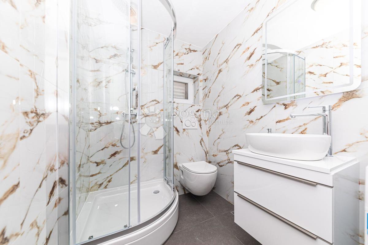 Flat For sale - SPLITSKO-DALMATINSKA SPLIT