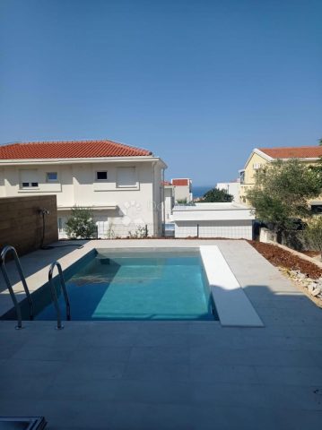 Flat for sale 90 m² – Novalja