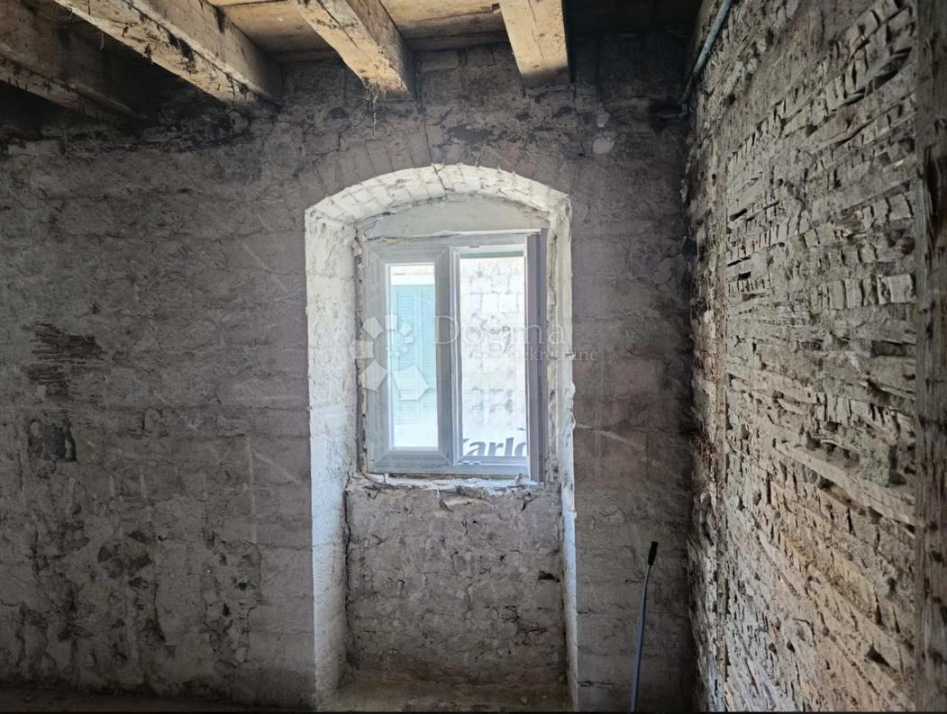 Mieszkanie Na sprzedaż - SPLITSKO-DALMATINSKA SINJ