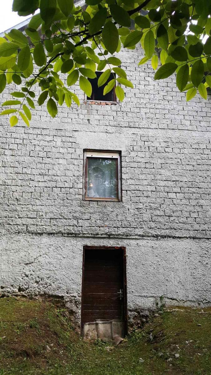 Haus Zu verkaufen - PRIMORSKO-GORANSKA ČABAR
