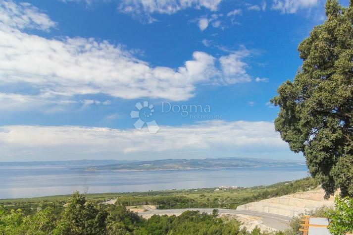 House For sale - SPLITSKO-DALMATINSKA BAŠKA VODA