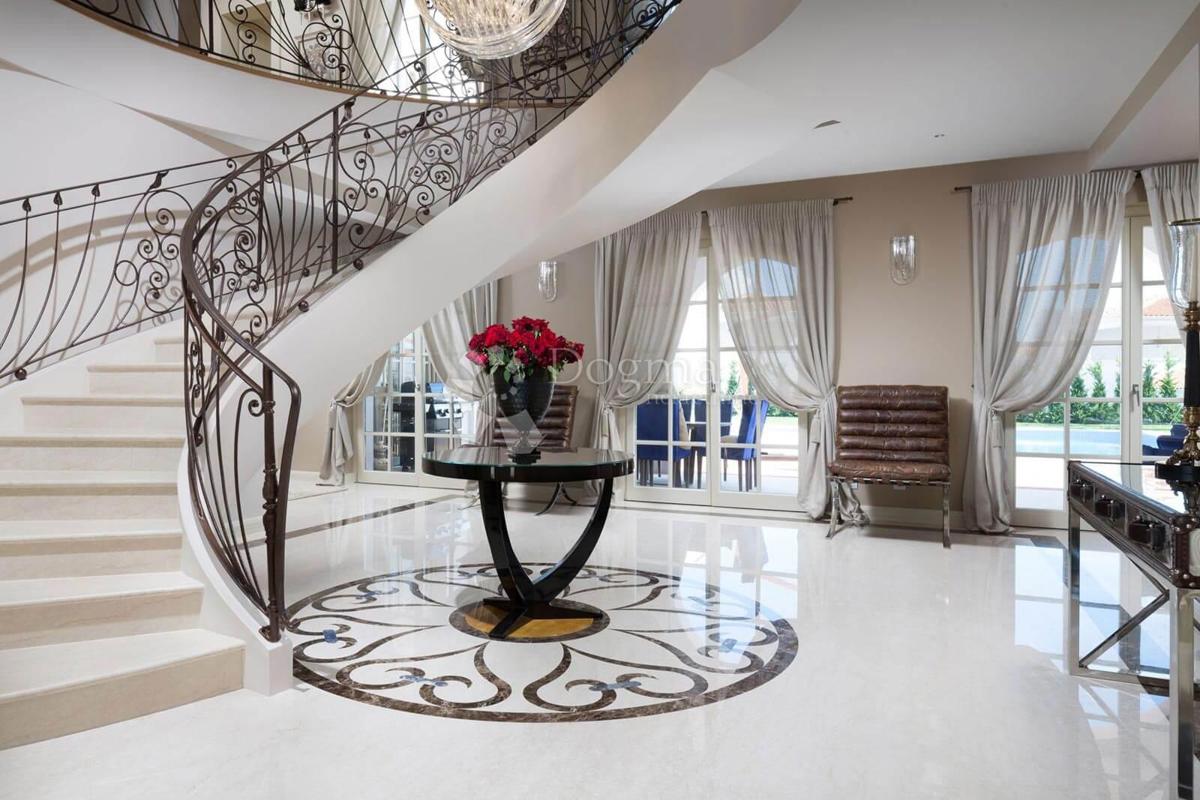 Maison À vendre - ISTARSKA TAR-VABRIGA