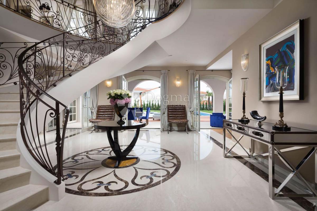 Maison À vendre - ISTARSKA TAR-VABRIGA