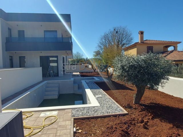 Maison À vendre - Istarska Medulin - foto 1/16