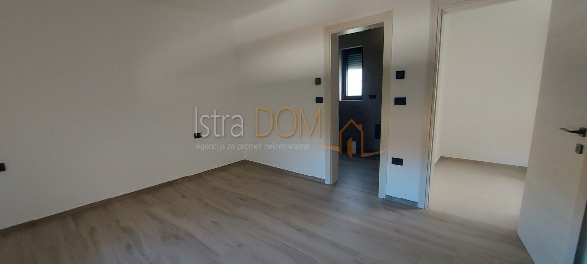 Dům Na prodej - ISTARSKA MEDULIN