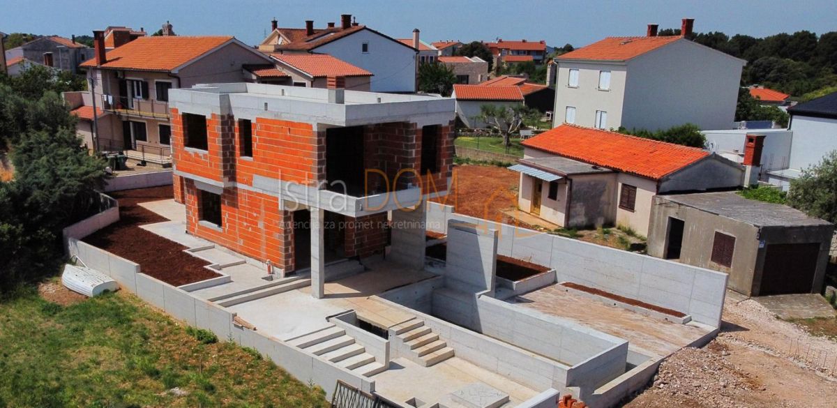 Hiša Na predaj - Istarska Ližnjan - foto 2/26