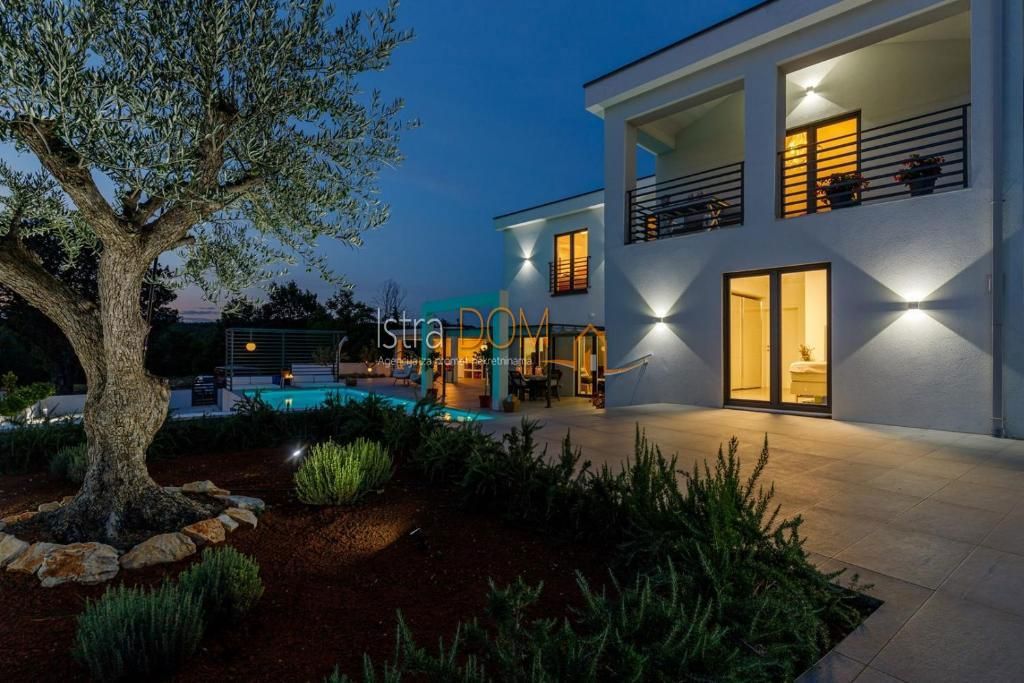 Casa In vendita - ISTARSKA KANFANAR