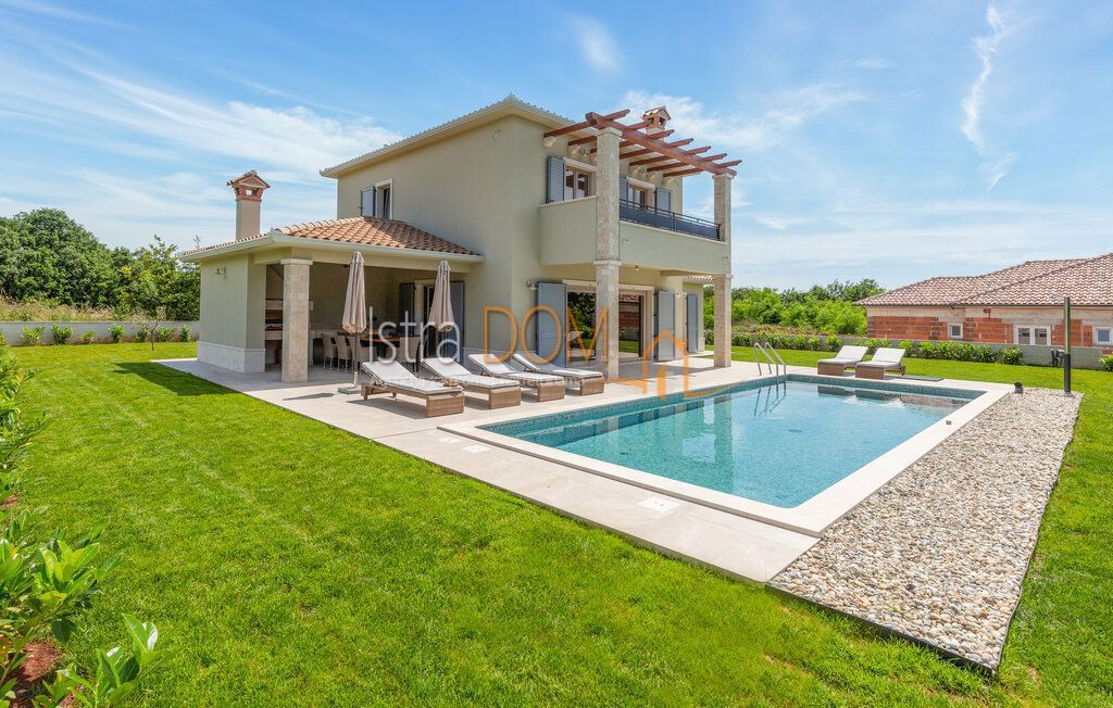 House For sale - Istarska Labin - foto 1/33
