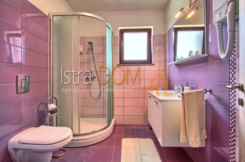 Haus Zu verkaufen - ISTARSKA SVETVINČENAT