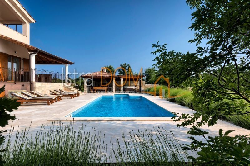 Haus Zu verkaufen - ISTARSKA SVETVINČENAT
