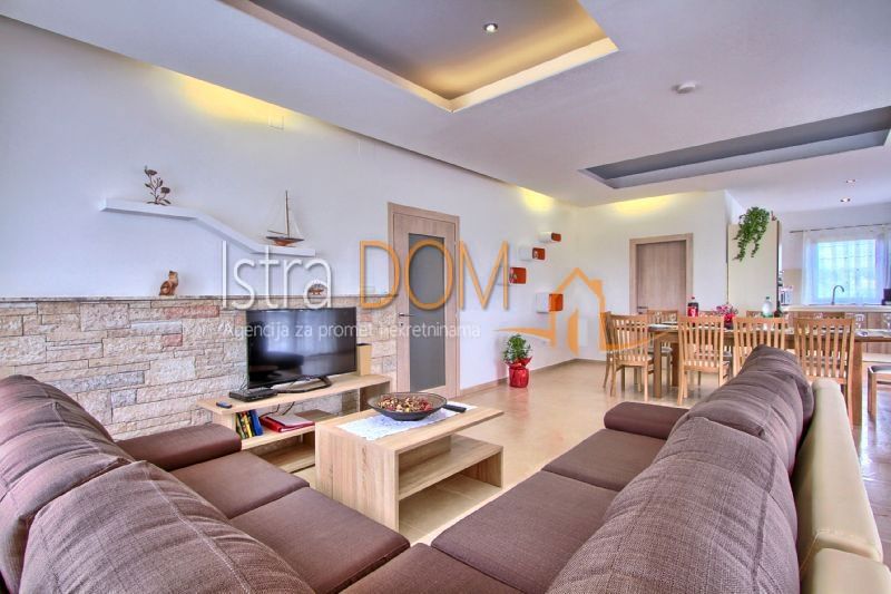 Haus Zu verkaufen - ISTARSKA SVETVINČENAT