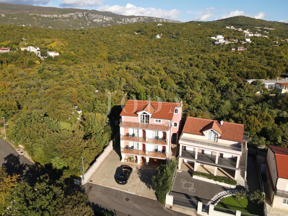 Stan Na prodaju - PRIMORSKO-GORANSKA CRIKVENICA