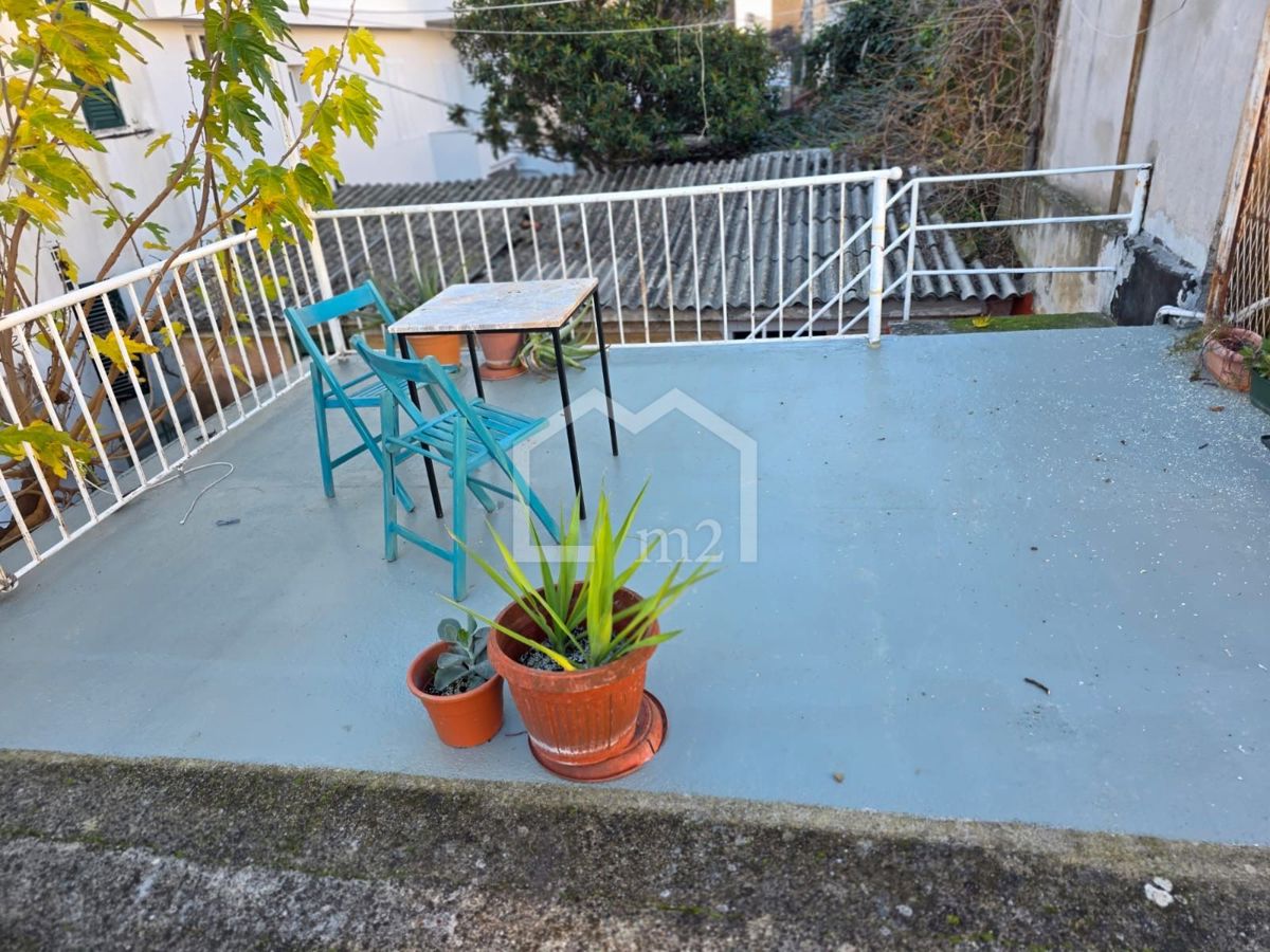 Appartamento In vendita - SPLITSKO-DALMATINSKA SPLIT