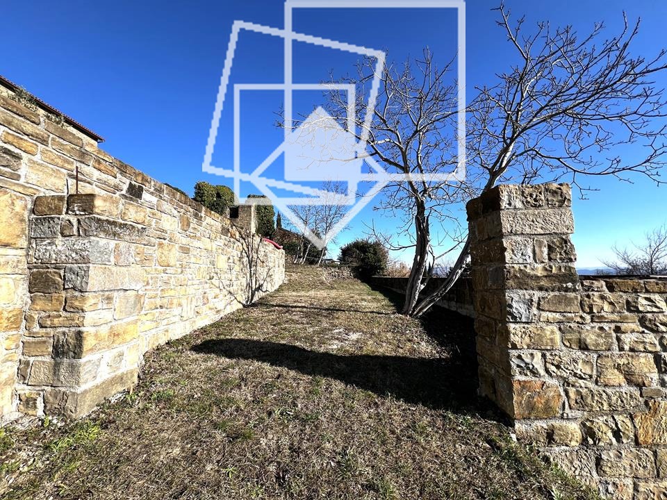 House For sale - ISTARSKA OPRTALJ