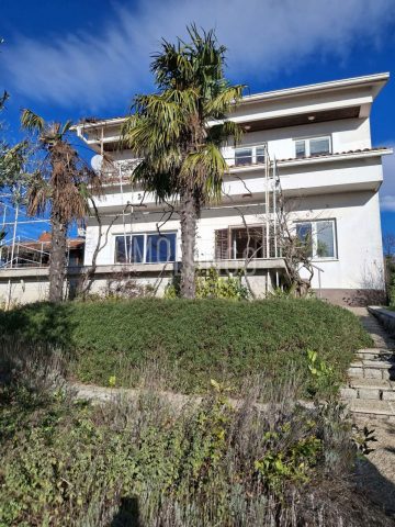 House for sale 360 m² – Viškovo