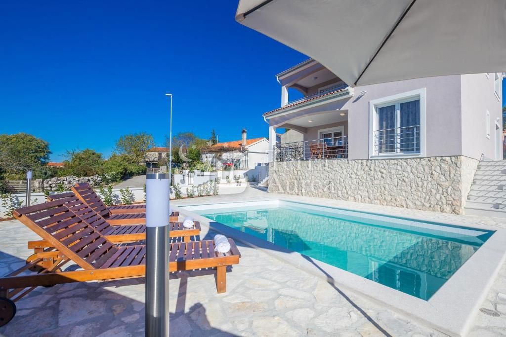 Casa In vendita - PRIMORSKO-GORANSKA KRK