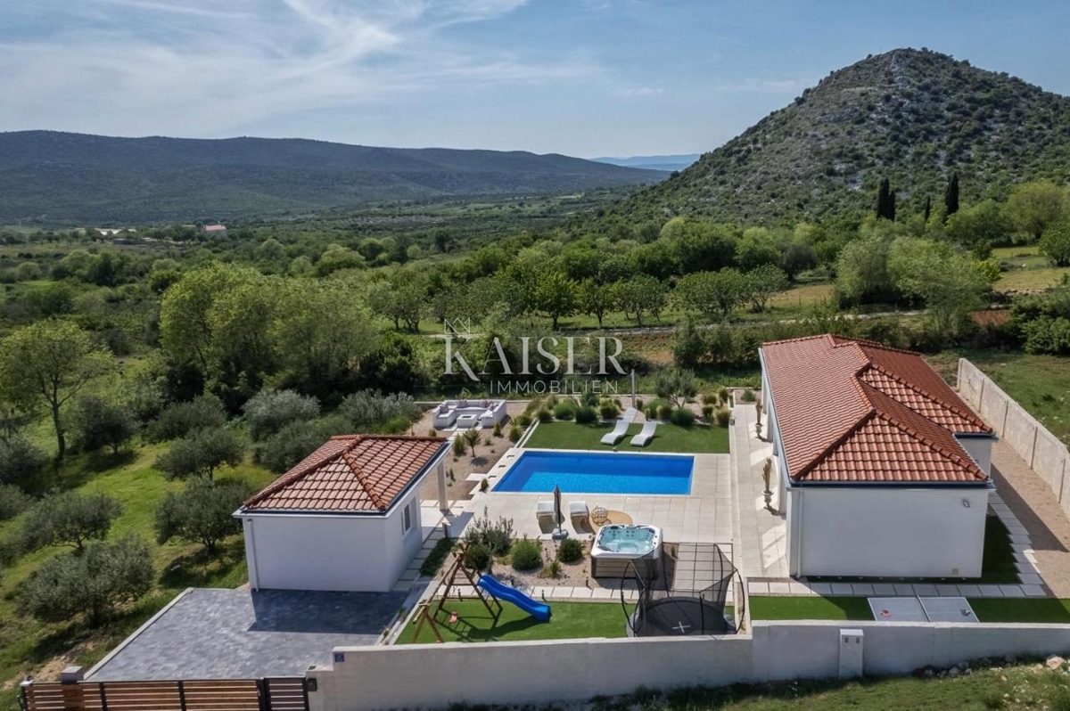 House For sale - šibensko-kninska šibenik - foto 3/46