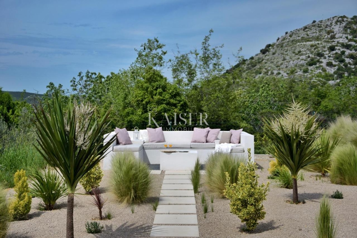 House For sale - ŠIBENSKO-KNINSKA ŠIBENIK