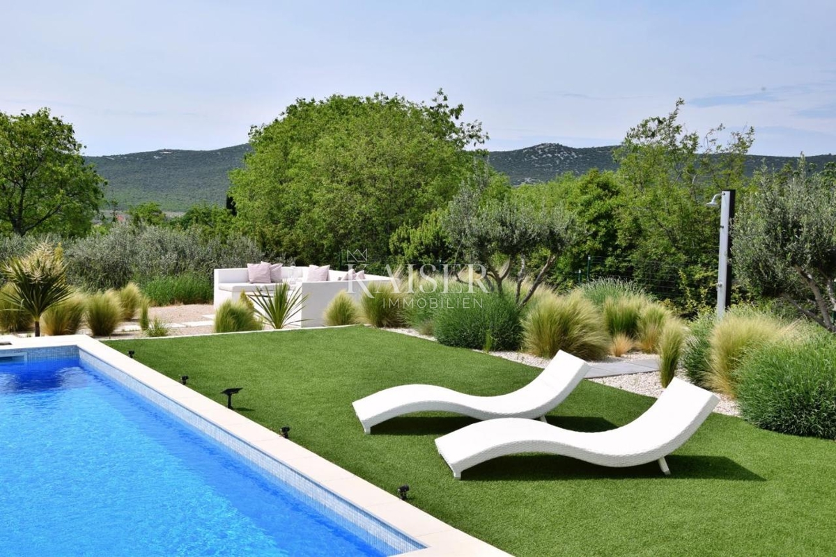 House For sale - ŠIBENSKO-KNINSKA ŠIBENIK