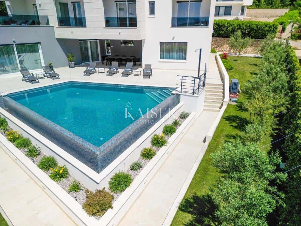 Casa In vendita - SPLITSKO-DALMATINSKA SPLIT