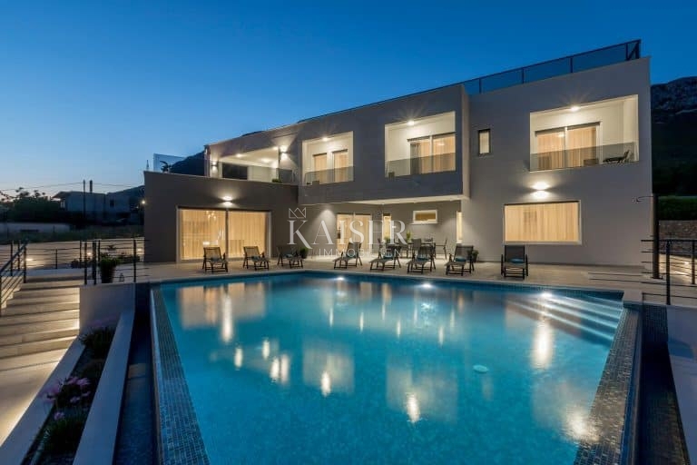 Casa In vendita - SPLITSKO-DALMATINSKA SPLIT