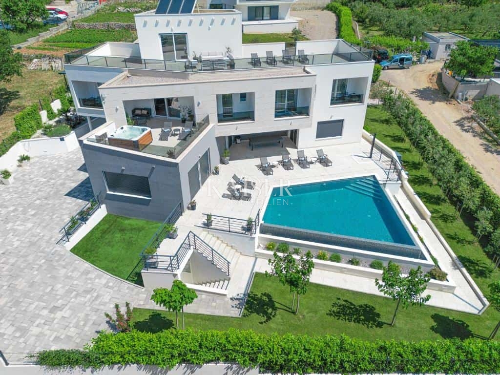 Casa In vendita - Splitsko-dalmatinska Split - foto 2/42