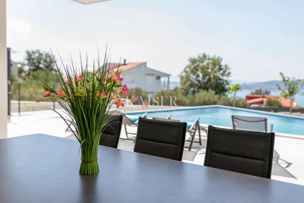 Casa In vendita - SPLITSKO-DALMATINSKA SPLIT