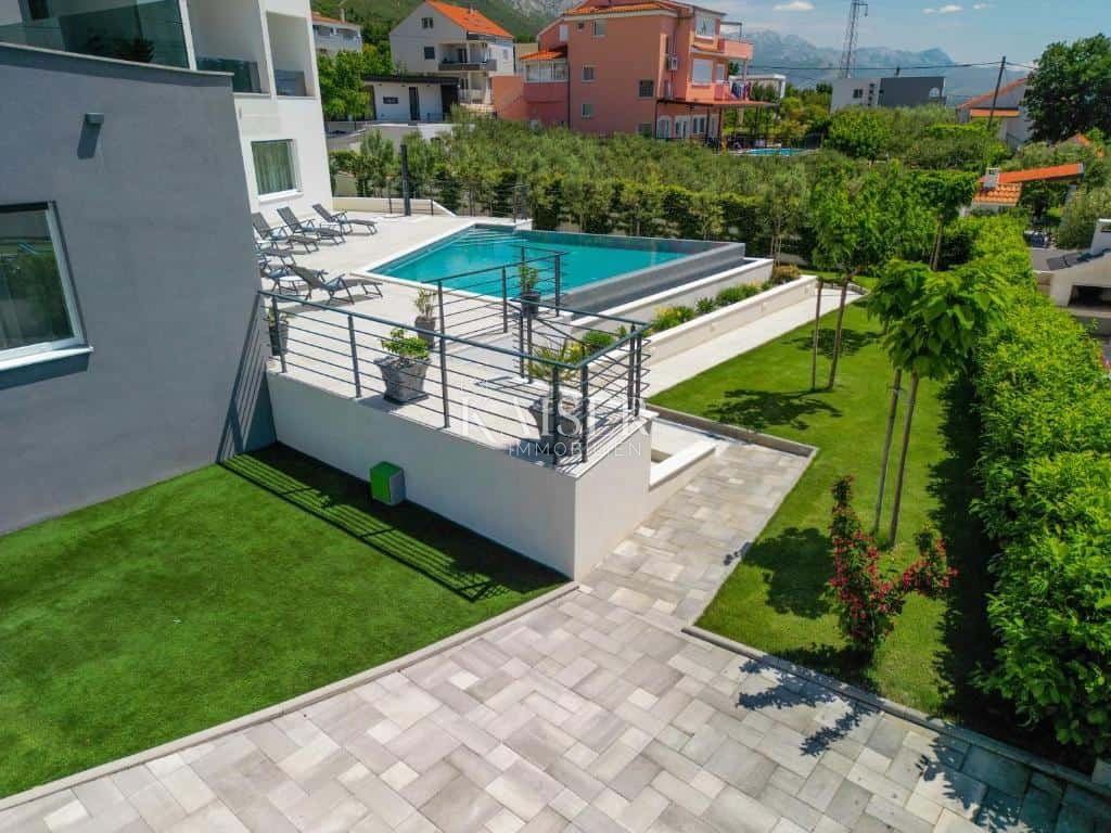 Casa In vendita - SPLITSKO-DALMATINSKA SPLIT