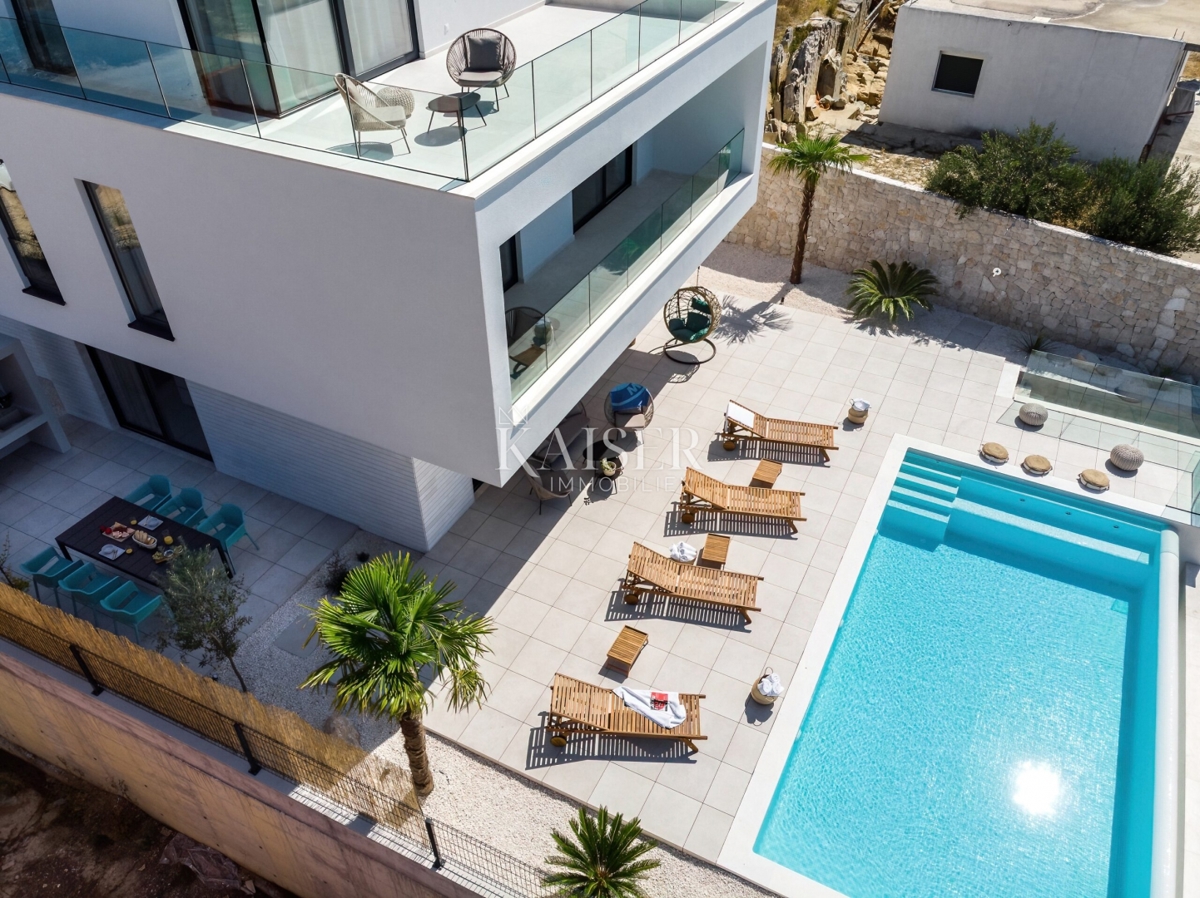 Casa In vendita - SPLITSKO-DALMATINSKA SPLIT