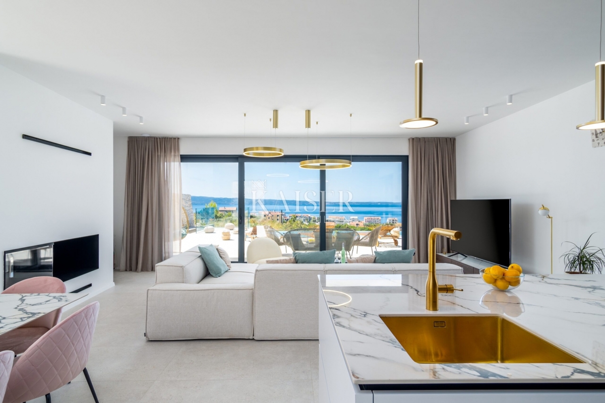 Casa In vendita - SPLITSKO-DALMATINSKA SPLIT