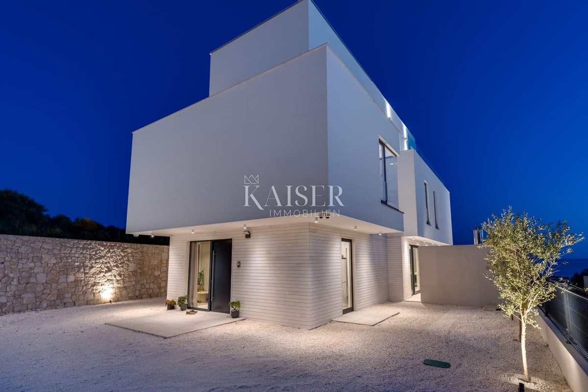 Casa In vendita - SPLITSKO-DALMATINSKA SPLIT